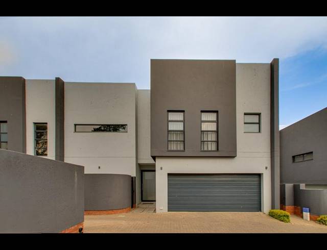 4 BEDROOM HOUSE FOR SALE IN BRYANSTON
